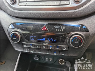 Hyundai Tucson Klimabedienteil Einheit 1.7 CRDi Diesel 85kW (116 PS) TL 2017