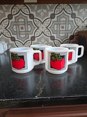 Vintage Milk Glass D Handle Doubles Sided Tomato Mug Set Of 4