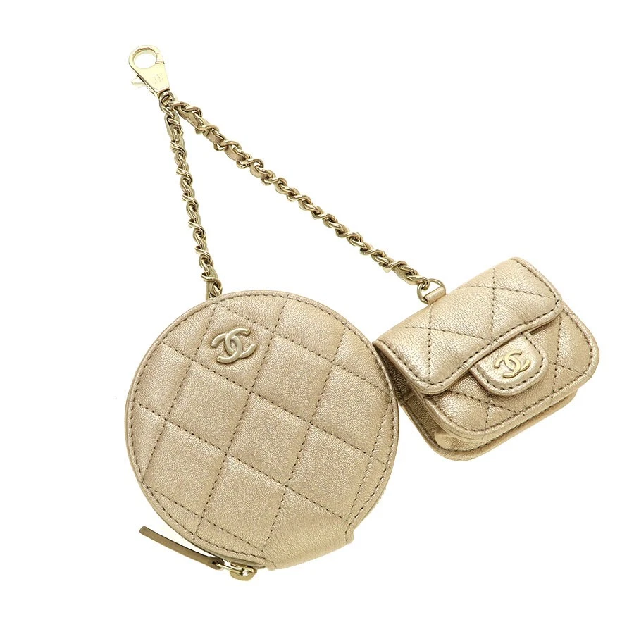 Chanel — Chanel Matelasse Bag #SAB15742