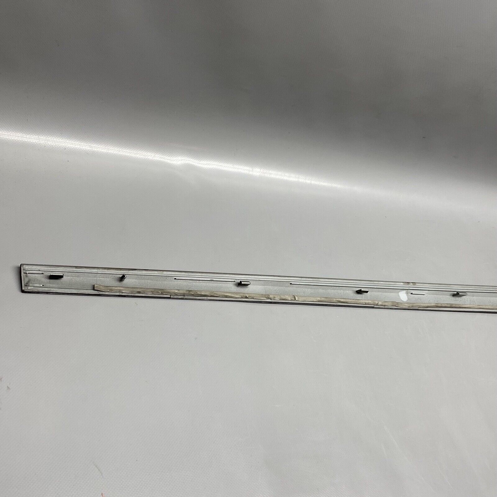 BENTLEY GT DOOR CHROME MOULDING RIGHT 2012 2013 2014 2015 2016 2017 3W8853516K