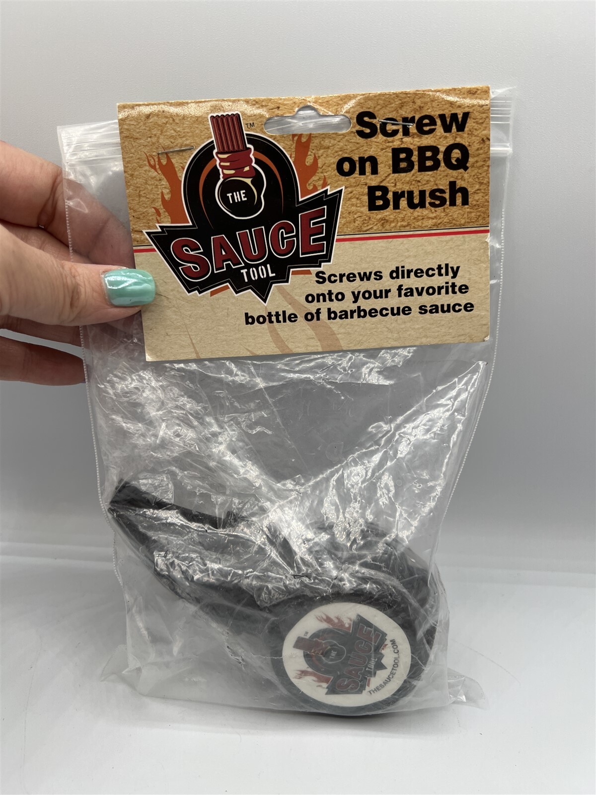 Tool - Screw On Bbq Brush - Screw Directly Onto Bbq Sauce Bo