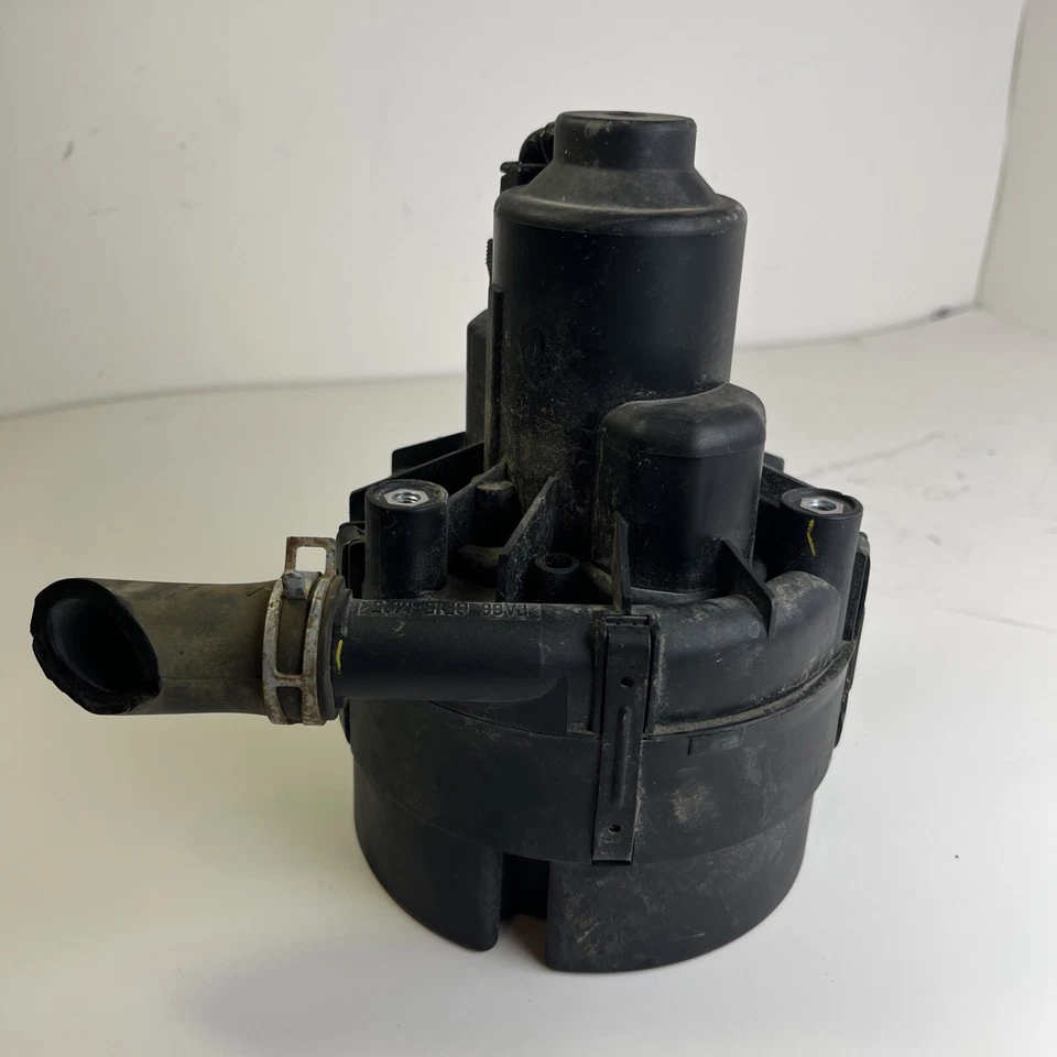 Mazda Rx-8 2010 bomba de smog de inyección de aire secundaria OEM 0580000027 Foto 2 de 4