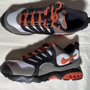 nike air terra humara grey