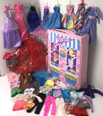 Barbie Fashion Doll Clothes 80s Contemporary Case Stand Hangers 47 pc  Lot