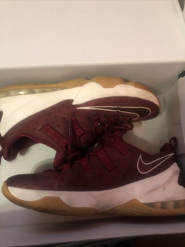 lebron 13 low burgundy
