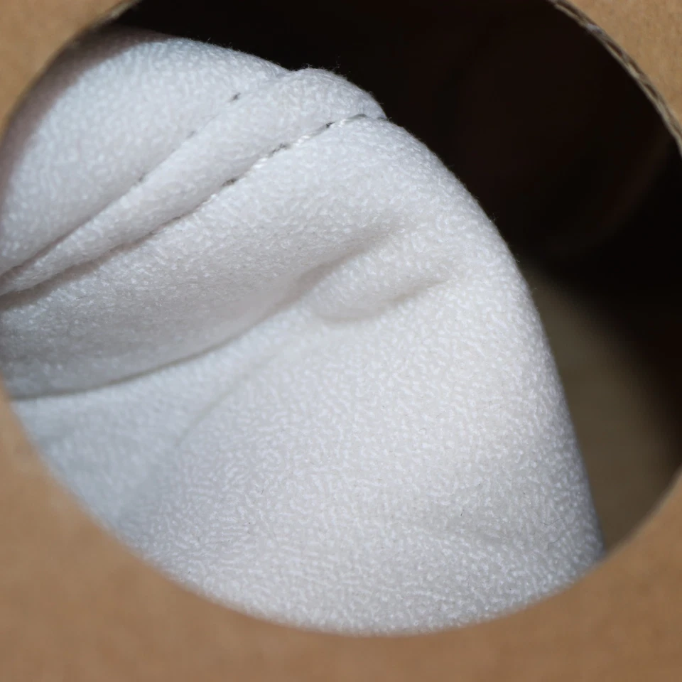 Inch Empire Seat Cover White - Incomplete 1 Seat Cover Only - Image 4 of 4