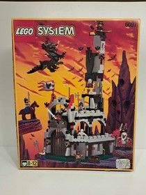 Lego 6097 Night Lord's Castle - 100% Complete with Instruction Box and Poster