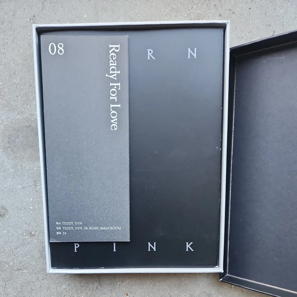 BLACKPINK 2nd Album BORN PINK BOX SET BLACK Ver CD+P.Book+P.Card+Post+Films+Gift Foto 2 de 4