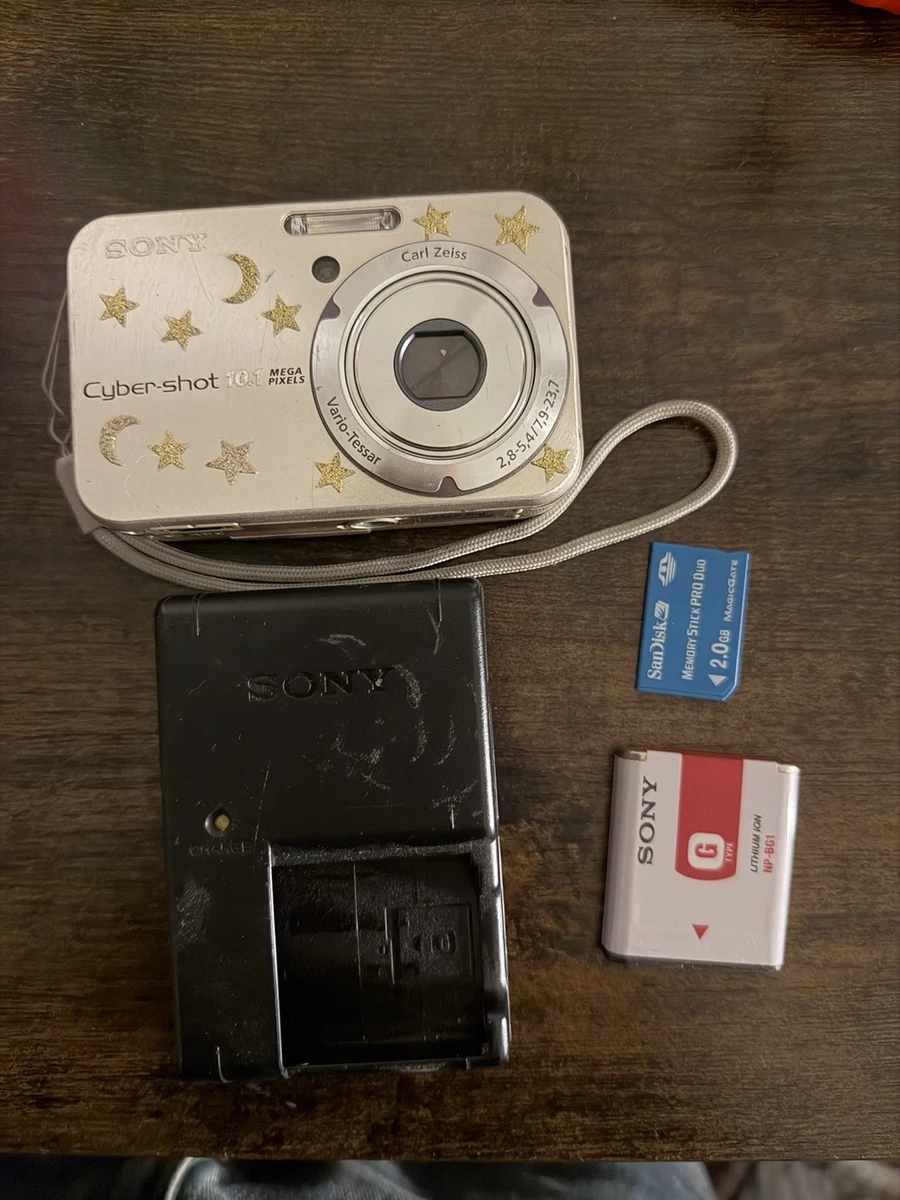 Sony Cyber-shot DSC-N2 Digital Cameras 10-11.9 MP Maximum