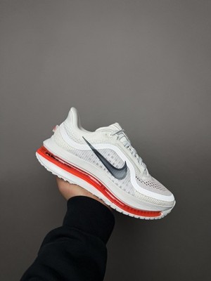 Nike Pegasus Premium White Black Crimson WMNS Running Shoes EU 39 HQ2593-101