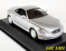 LEXUS SC 430 GRIS MÉTAL AU 1/43è ÉDITION SPÉCIALE POUR LEXUS PAR MINICHAMPS