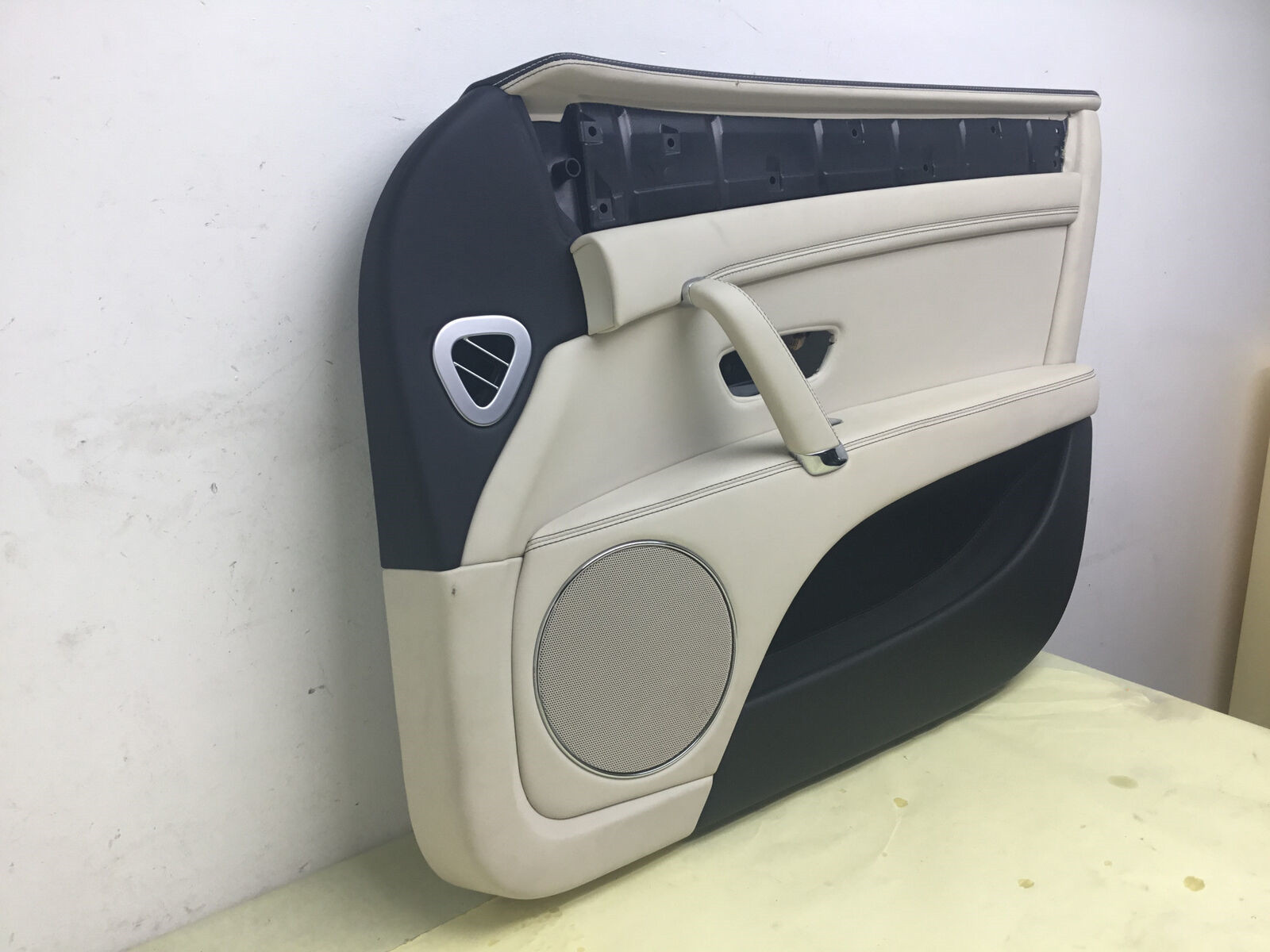 Bentley Flying Spur W12 Front Right Passenger Interior Door Trim Panel 13-18 |:Y