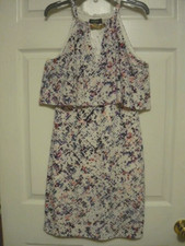 Ladies Size 6 Dress, Sleeveless, Lightly Lined, Machine Washable, by Guess.