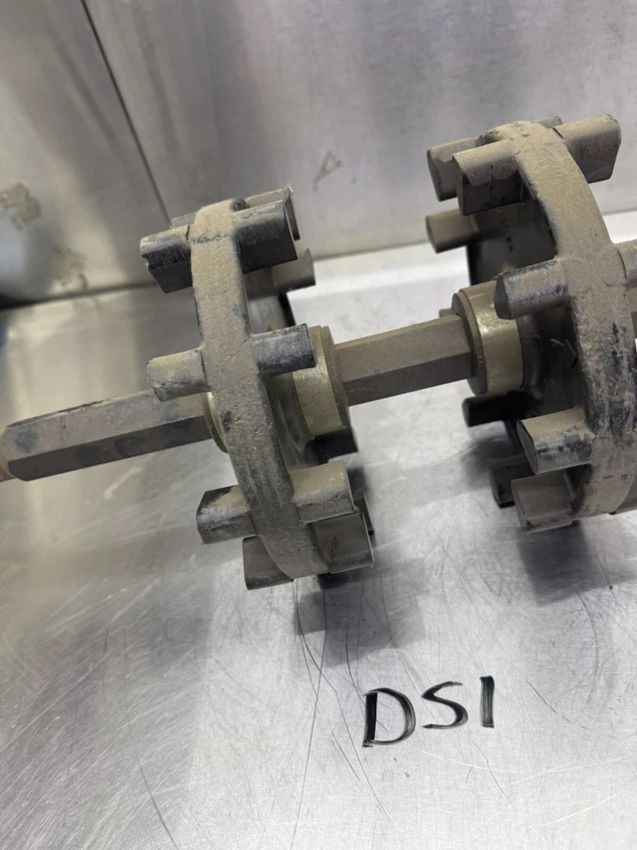 95 96 97 98 Ski-Doo MXZ FORMULA TOURING SL eje de transmisión pista piñones engranajes Foto 4 de 4