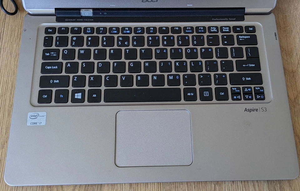 Acer Aspire S3 Core i7-3537U Laptop 4GB RAM 512GB SSD Windows 10 *DEAD BATTERY - Image 3 of 4