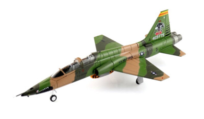Hobby Master 1:72 USAF Northrop T-38C Talon Jet Trainer - 469th FTS, HA5414