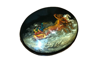   1988 USSR Beautiful Genuine FEDOSKINO Papier-mâché Lacquer Russian 22K Gold