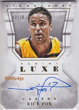 2015-16 PANINI LUXE DIE-CUT AUTO GOLD: RICK FOX #3/10 ON CARD AUTOGRAPH LAKERS