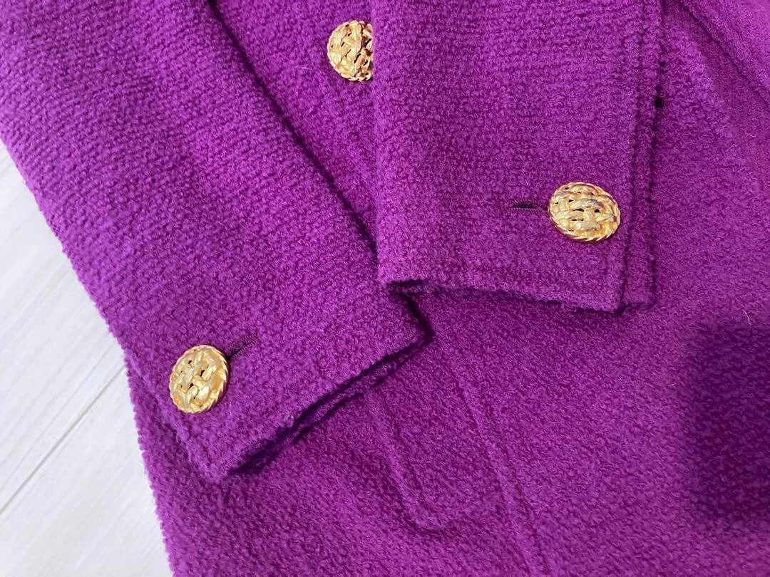 Cappotto Vintage CHANEL Tweed Viola Bottoni Oro Made in France Donna Taglia Auth
