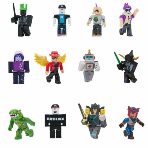 Roblox Celebrity Collection - Series 4 Figure 12pk (Roblox Classics)  (Includes 12 Exclusive Virtual Items)