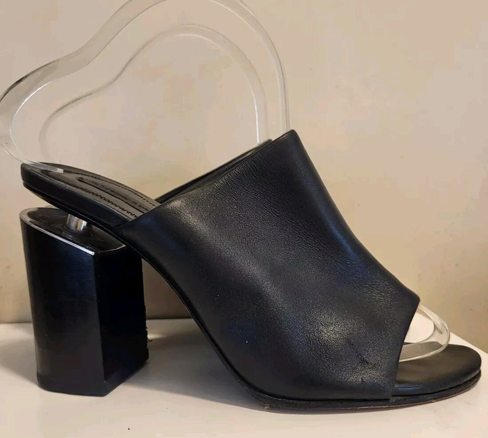 Alexander Wang "Avery" Black Leather Notch Cut Out Heel Sandals Sz 9/39 $675 - Image 4 of 4