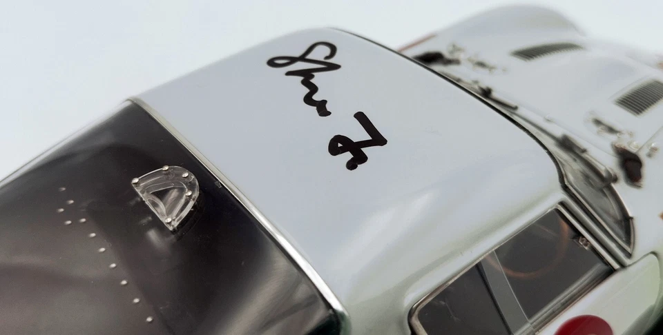 1:18 CMC M-288 Ferrari 250 GTO '30th ANNIVERSARY of CMC' in GREY '30 Jahre CMC' - Bild 4 von 4