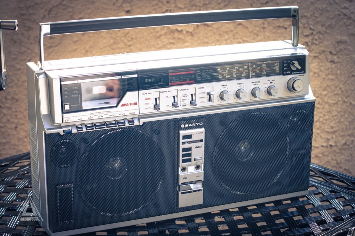 希少⁉️デッドストック SANYO MEGA ESSE SLIMα SANYO M-S250K Radio Cassette Recorder Mini Boombox