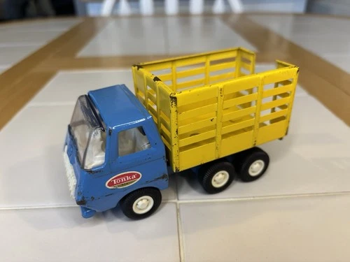 Tiny Tonka Stake Dump