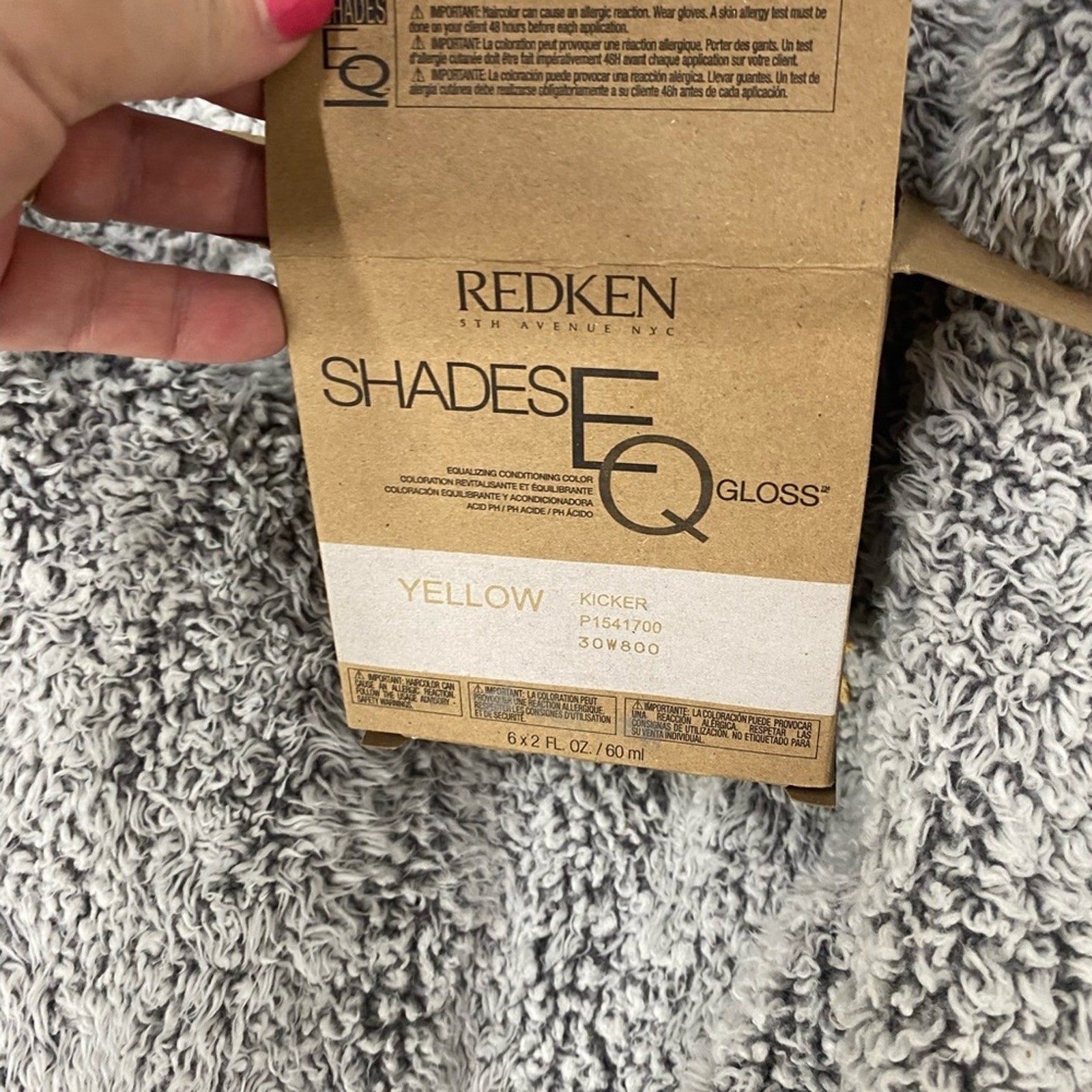 Redken Hair color Shades EQ Gloss Yellow Kicker YOU GET 2 bottles ! NEW 30W800