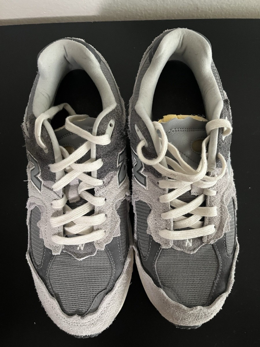 New Balance 2002R Protection Pack Rain Cloud M2002RDA Gray Suede