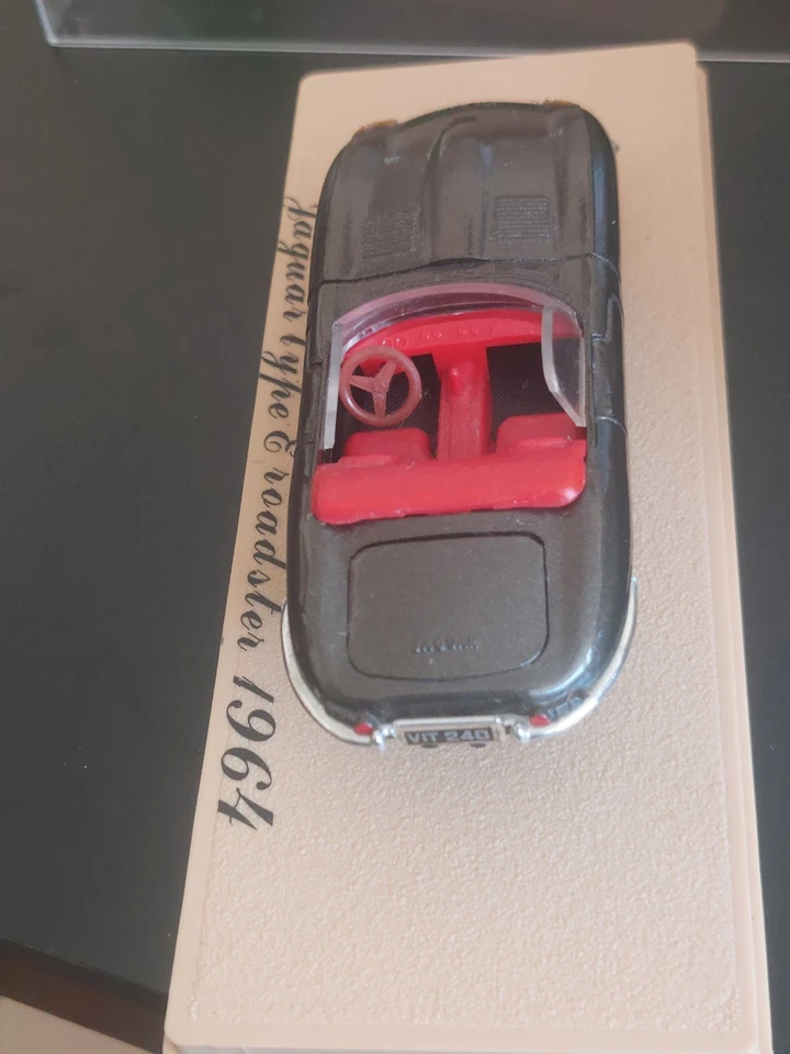 Jaguar type E coupé 1965 noire Eligor réf 1153 échelle 1/43 - Photo 4/4