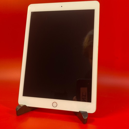 Apple iPad 6 32GB - Gold A1893 (Wi-Fi) - Grade B - See Pictures - Afbeelding 5 van 22
