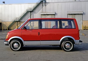 chevrolet astro day van