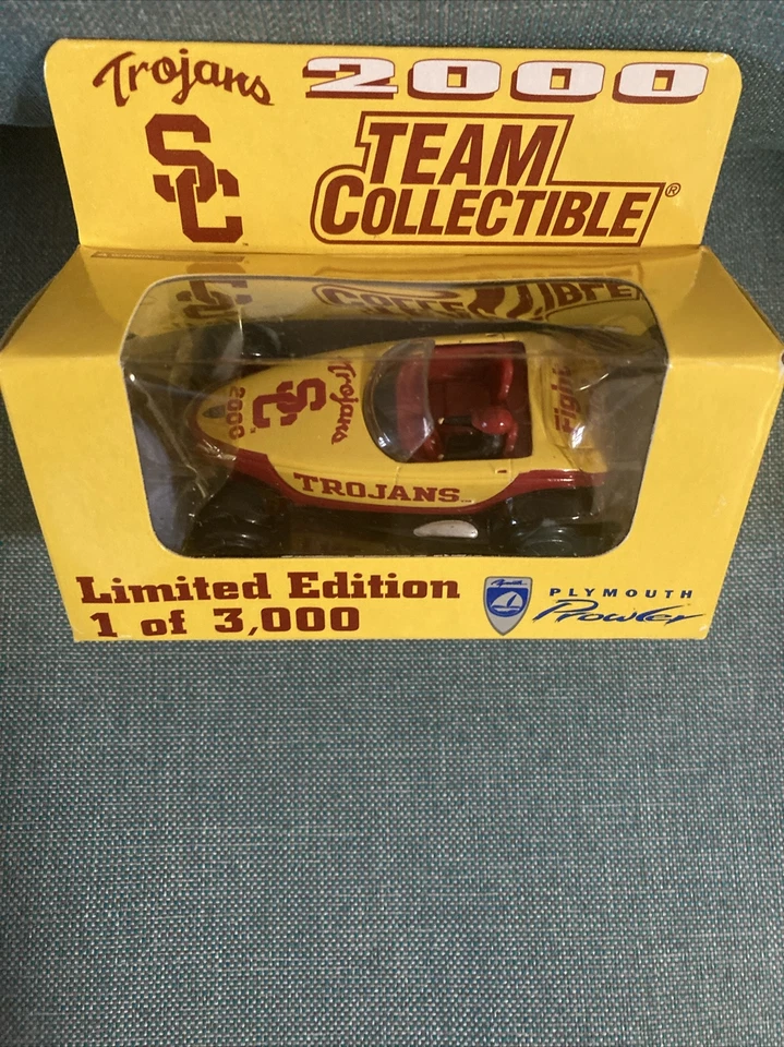 Trojans Plymouth Prowler 2000 USC/Rosa Blanca Coleccionables. Foto 4 de 4
