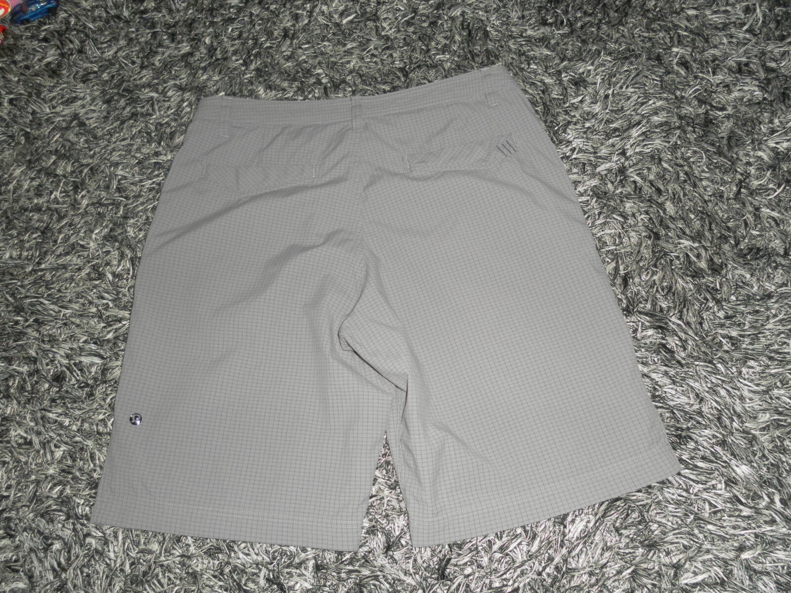 Lululemon Men's 34/M Kahuna Shorts Grey Black Grid Gem