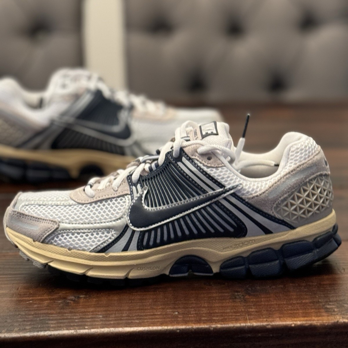 Nike Air Zoom Vomero 5 'Yankees' Shoes $160 Sz 8 Men's White Navy