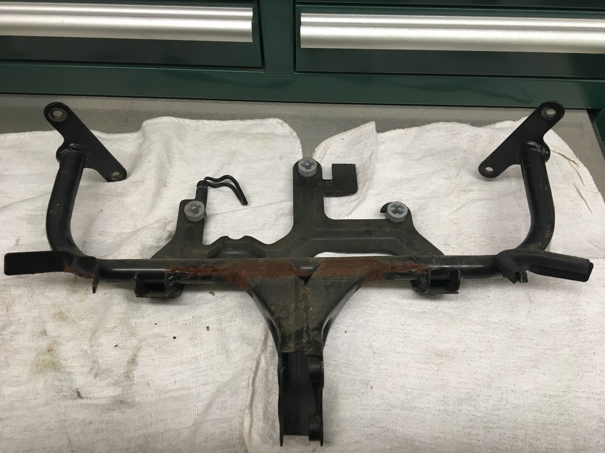 1993-01 Kawasaki Ninja ZX-11 ZX11 ZX Cowling Stay Bracket