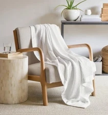 Jennifer Adams Cotton Waffle Throw - White - New - Free shipping
