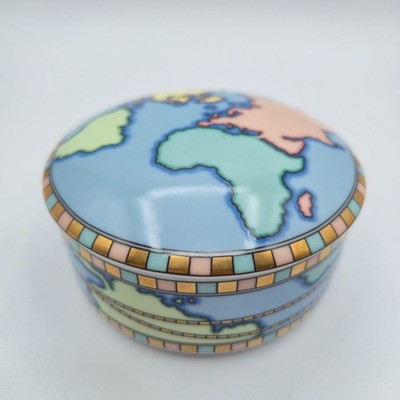 Tiffany & Co.  World Map Ceramic 4'' Round  Powder Trinket Box JAPAN MINT