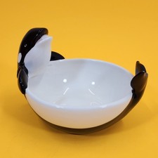 Sea World Shamu Killer Whale Orca Ceramic Hand Painted Bowl Collectible Decor