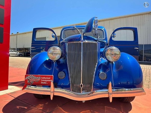 Ford 5 Window Steel Coupe Hotrod Chevrolet Showcar V8 - Picture 18 of 24