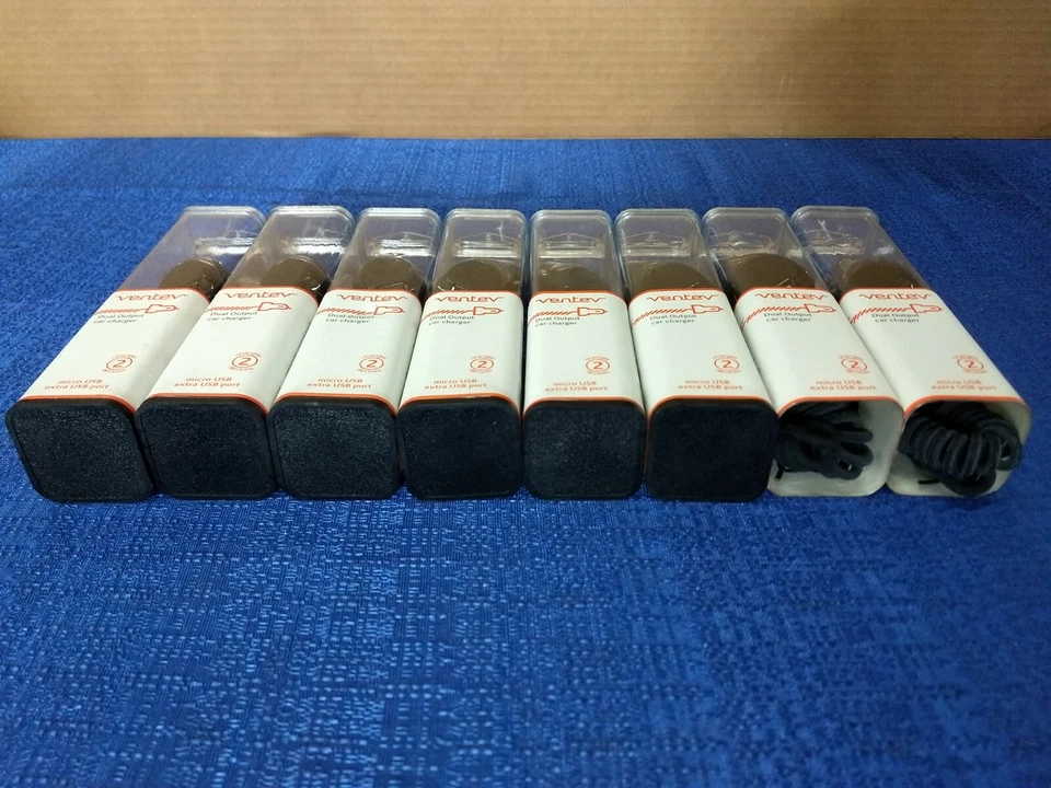 Lote de 8 nuevos cargadores de coche micro USB de doble salida Ventev Foto 2 de 4