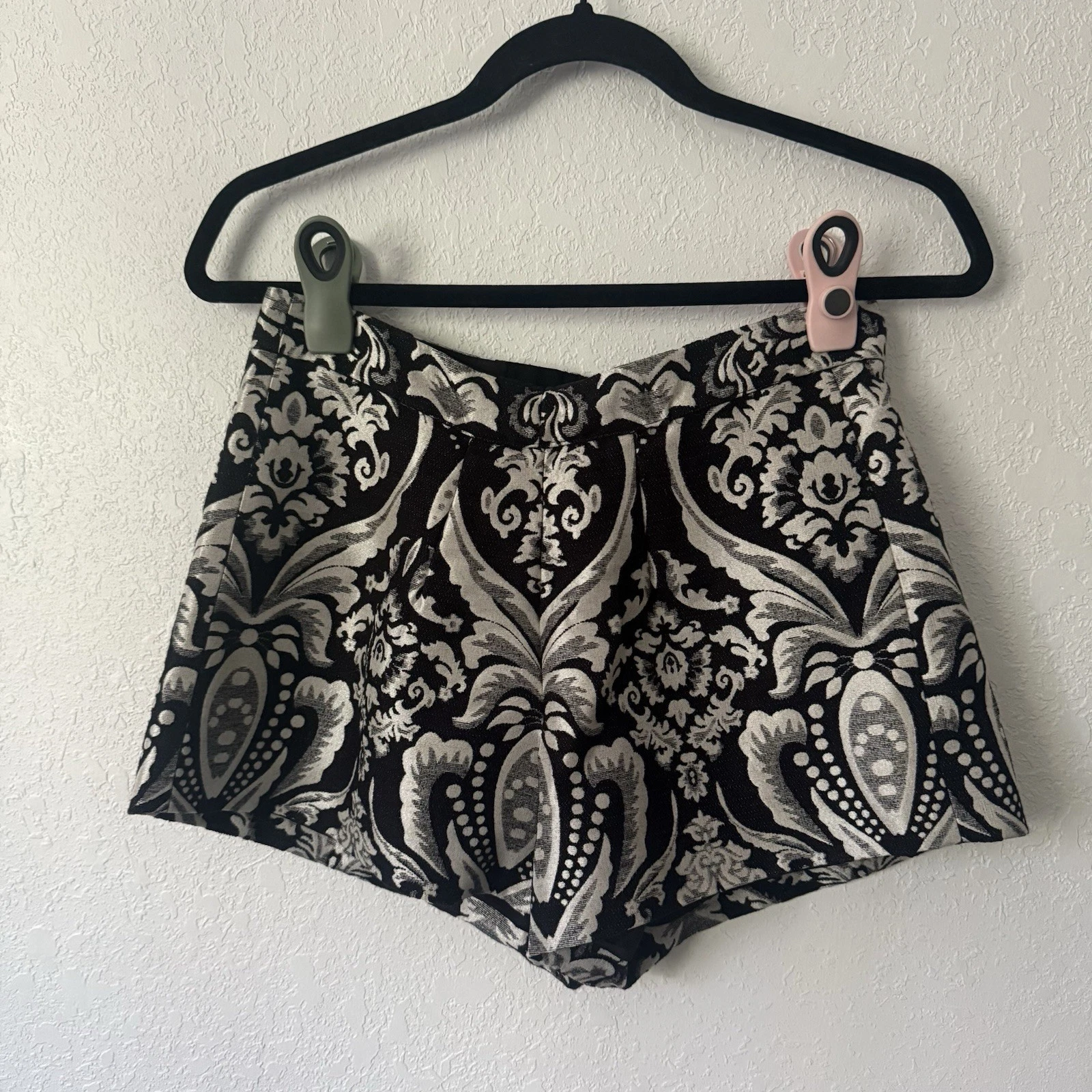 Alice + Olivia Tapestry Jacquard Shorts, Black And White, Size 6