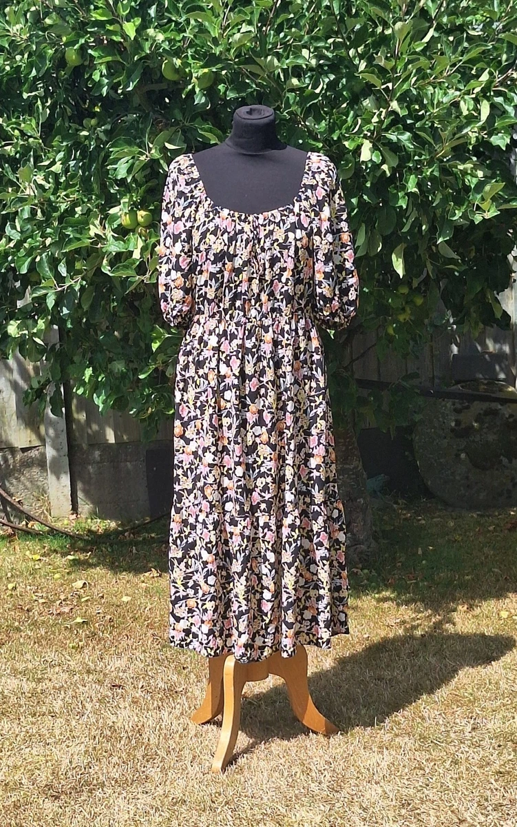 george designer dresses Elegance in every thread: Step into sophistication with our exquisite George outfit, where tradition meets contemporary style effortlessly. #GeorgeFashion #TimelessElegance. Certainly! Here are some viral hashtags for fitting a lace dress