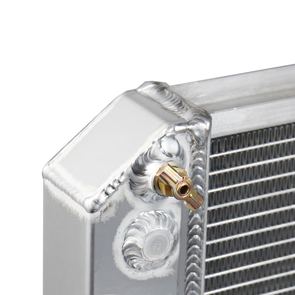 3 Row Core Aluminum Radiator For 1982-2002 Chevy S10 Blazer 1984-1990 Corvette - Imagem 4 de 4