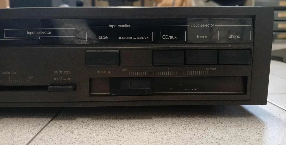 TECHNICS SU-300 AMPLIFICATORE STEREO HIFI VINTAGE  FUNZIONANTE - Immagine 3 di 4