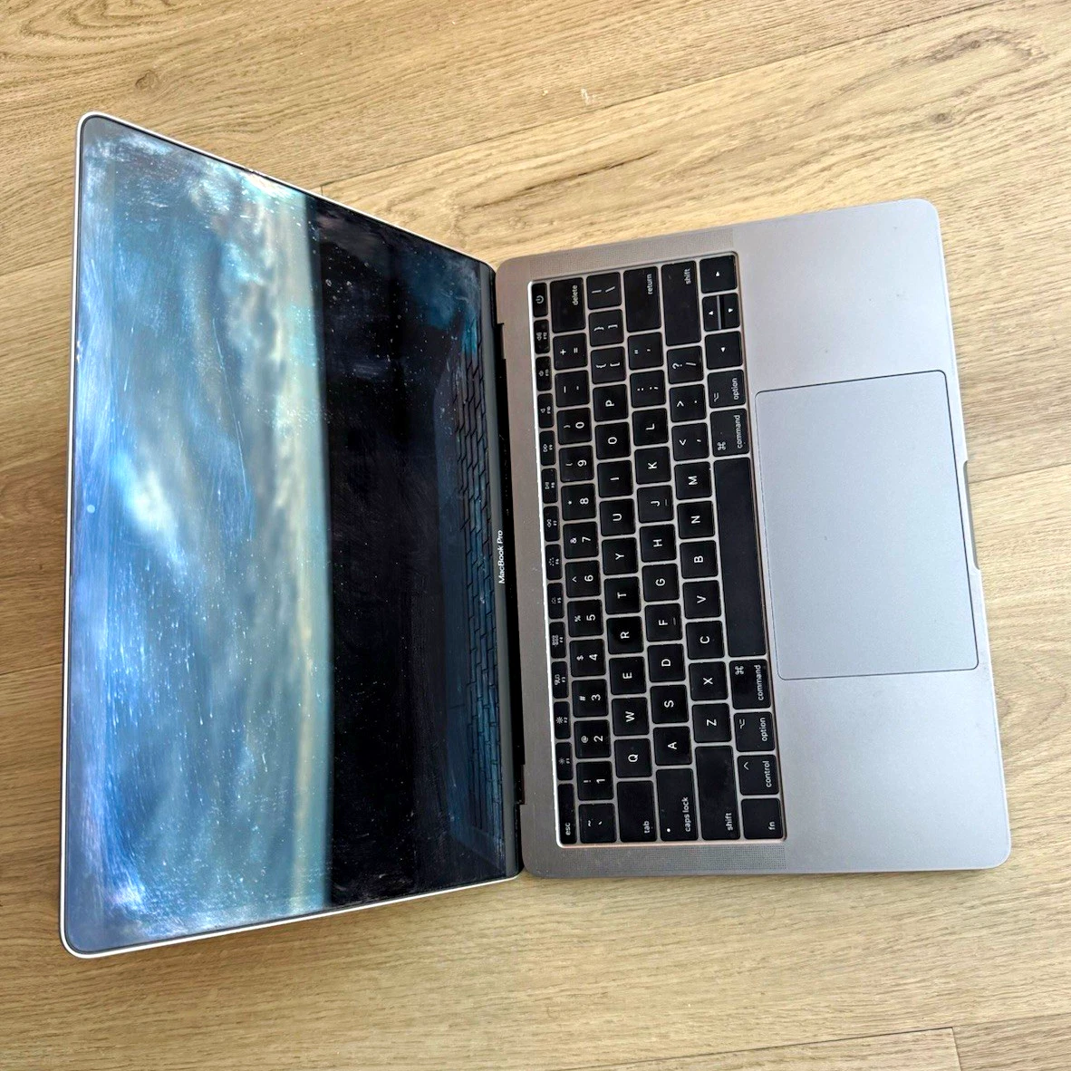 Las mejores ofertas en Portátiles Apple MacBook Pro 13,3′′ 2017 | eBay