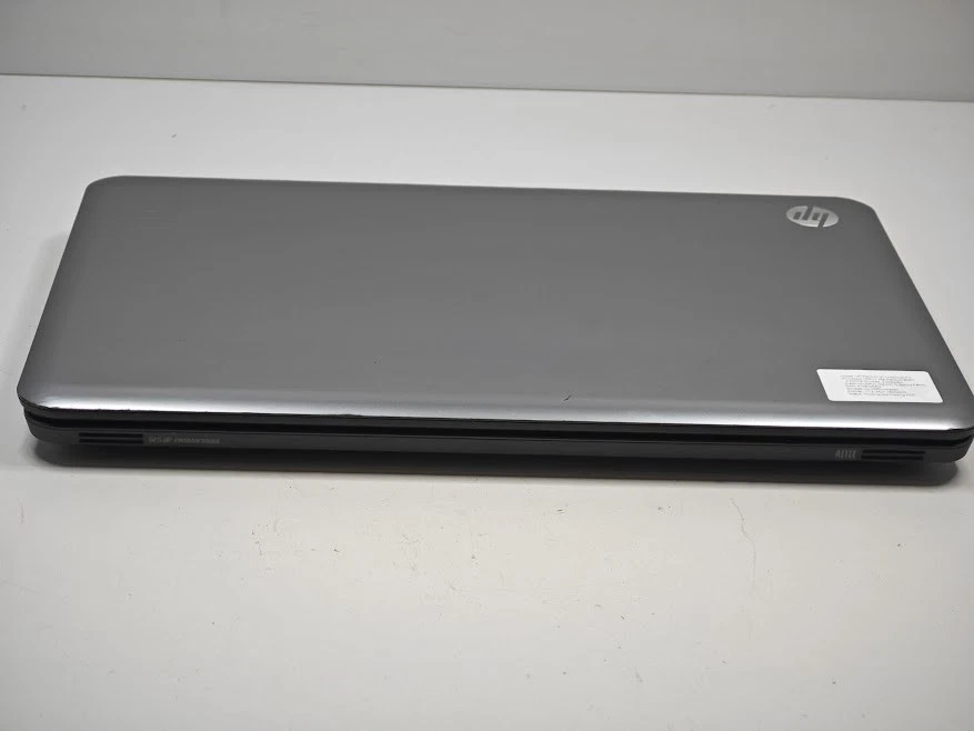 HP Pavilion G7 Notebook PC - Funciona, Marcas Cosméticas, Sin HDD - Imagen 3 de 4