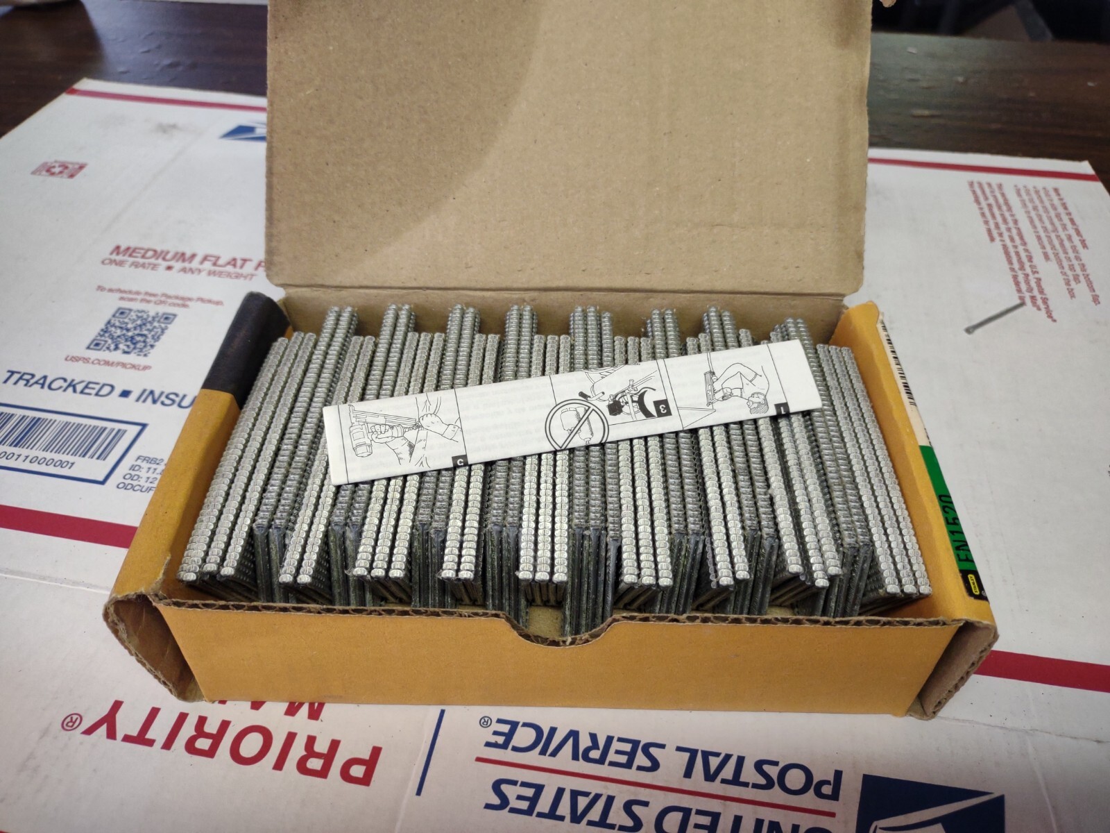 Bostitch Angled Finish Nails, No FN1520, Bostitch 15GA 1 1/4'' NEW