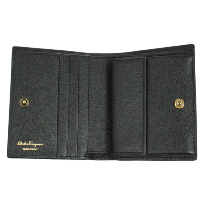 関税込【Ferragamo】wallet BRAND NEW SALVATORE FERRAGAMO GANCINI BLACK LEATHER BIFOLD